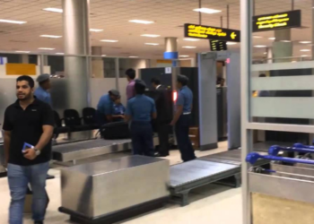 2021 ஆம் ஆண்டில் இருந்து மூன்று லட்சத்திற்கும் அதிகமானோர் நாட்டை விட்டு வெளியேறியுள்ளனர்!