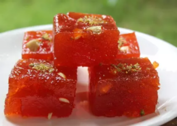 வீட்டிலேயே செய்யக்கூடிய பாம்பே அல்வா