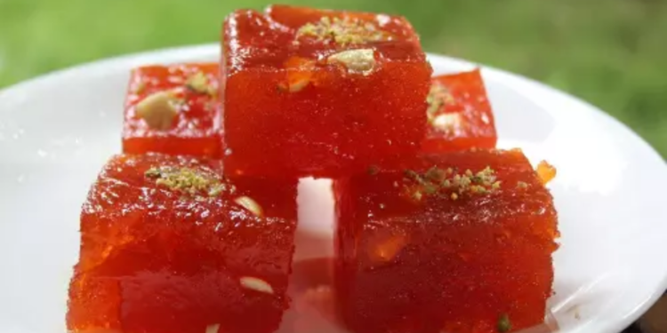 வீட்டிலேயே செய்யக்கூடிய பாம்பே அல்வா