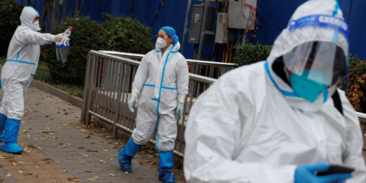 சீனாவில் தீவிரமடையும் கொரொனோ தொற்று!