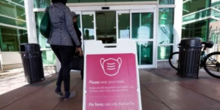 கனடாவில் புதிய கொரொனோ திரிபு குறித்து எச்சரிக்கை விடுப்பு!