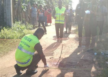 கிளிநொச்சியில் அண்ணன் தம்பிக்கு இடையில் ஏற்ப்பட்ட சண்டையினால் அண்ணனை கத்தியால் குத்திய தம்பி