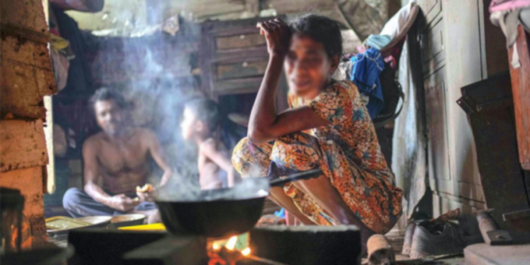 வவுனியா செட்டிக்குளம் பகுதியில்  931 குழந்தைகள் பொருளாதார நெருக்கடியால் பாதிப்பு!