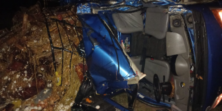 யாழ் நோக்கி பயணித்த முட்டை ஏற்றிய வந்த வாகனம் விபத்திற்குள்ளானதில் ஒருவர் உயிரிழப்பு!