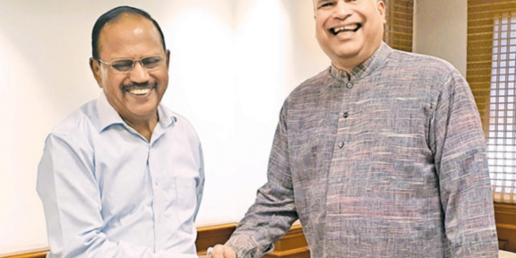 இந்திய தேசிய பாதுகாப்பு ஆலோசகரை சந்தித்துக் கொண்ட இந்தியாவிற்க்கான இலங்கை தூதுவர் மிலிந்த மொராகொட