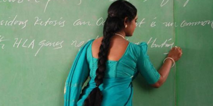 டிப்ளோமா முடித்தவர்களுக்கு அரச பணி!