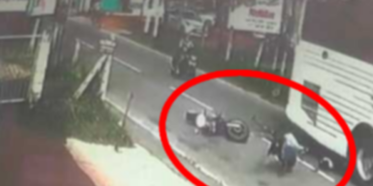 யாழில் இராணுவ வாகனம் மோதியதில் நபரொருவர் உயிரிழப்பு!