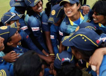 தென்னாப்பிரிக்கா நோக்கி செல்லும் இலங்கை மகளிர் கிரிக்கெட் அணி