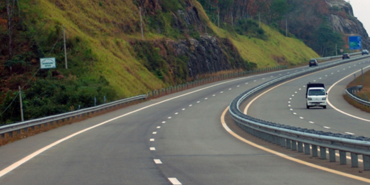 அதிவேக நெடுஞ்சாலை கட்டணத்தை அதிகரிக்க தீர்மானம்!