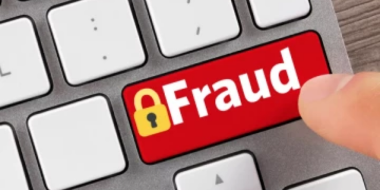 யாழில் தனிமையில் வசித்த வயோதிப தம்பதியினரிடம் மோசடி