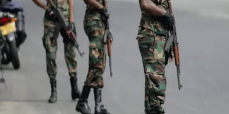 விபரீத முடிவால் உயிரை மாய்த்துக் கொண்ட இராணுவ வீரர்