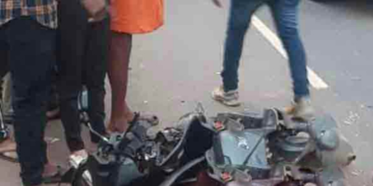 மோட்டார் சைக்கிள் விபத்து ஒன்றில் இளைஞர் ஒருவர் உயிரிழப்பு