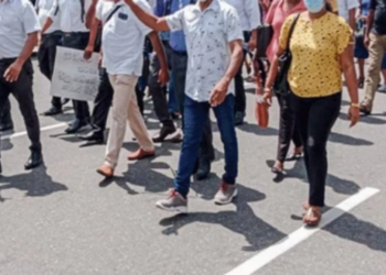 முழுமையாக ஸ்தம்பிதமடைய இருக்கும் இலங்கை