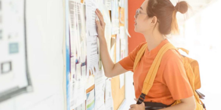 கனடாவில் என்னனென்ன வேலைக்கு எவ்வளவு ஊதியம் தெரியுமா?