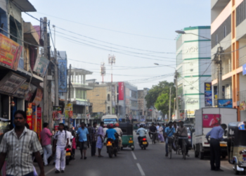 யாழ் நகரில் ஊதுபத்தி விற்கும் பெண்கள் தொடர்பில் நடவடிக்கை எடுக்க கோரிக்கை!
