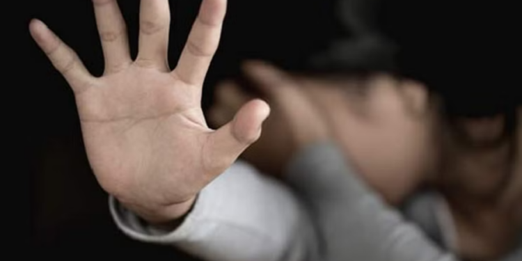 யாழில் வீட்டை விட்டு வெளியேறிய 14 வயது சிறுமிக்கு நேர்ந்த கதி!