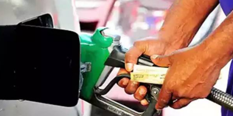 எரிபொருள் விலை குறைப்பு தொடர்பில் வெளியாகியுள்ள செய்தி
