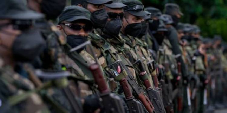 நாட்டில் மீண்டும் களமிறக்கப்படும் படையினர்