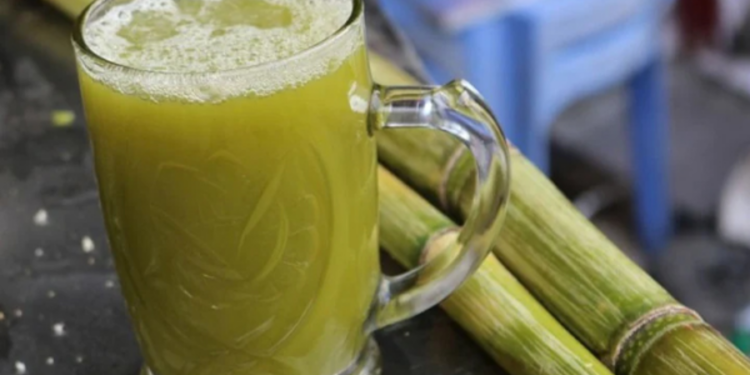 கோடை காலத்தில் உடலுக்கு குளிர்ச்சியை அளிக்கும் கரும்பு சாறு