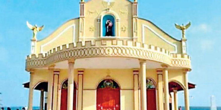 கச்சதீவில் சட்டவிரோத  மண்அகழ்வு!