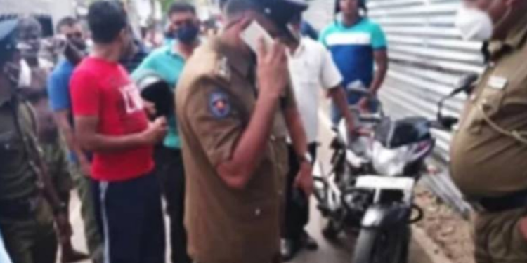 உள்ளூராட்சி சபையின் முன்னாள் உறுப்பினர் மீது வாள்வெட்டு தாக்குதல்!