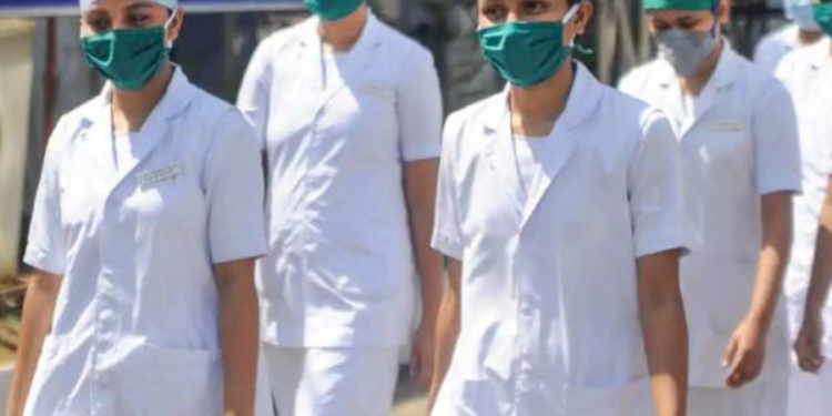 பிரித்தானியாவிற்கு செல்ல இருக்கும் இந்திய தாதிமார்