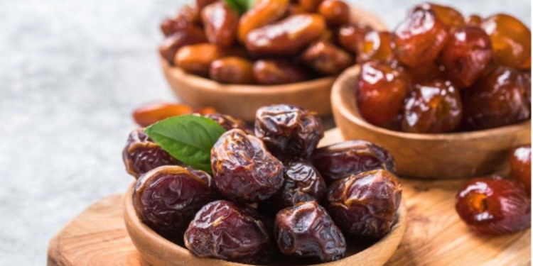 நீரிழிவு நோயாளர்கள் பேரீச்சம்பழம் சாப்பிடலாமா?