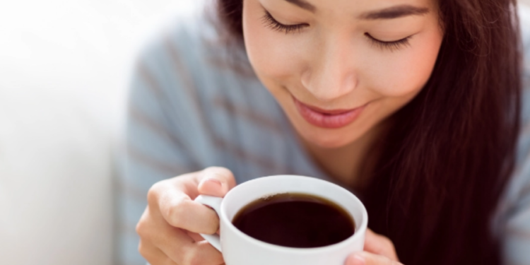 காபியை அதிகமாக எடுத்துக்கொள்வதால் உடலுக்கு ஏற்ப்படும் தீமைகள்