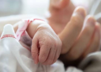 யாழில் கற்ப்பப்பை  வெடித்ததில் உயிரிழந்த சிசு!