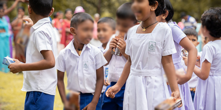 பாடசாலை மாணவர்கள் தொடர்பில் புதிய சுற்றறிக்கையை வெளியிட்டுள்ள கல்வி அமைச்சு!