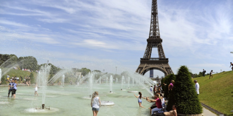 வெப்ப அலை காரணமாக ஜரோப்பாவில் 15 ஆயிரத்து 700 பேர்  உயிரிழப்பு!