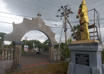 யாழில் தந்தை செல்வா சதுக்கத்தில் திருட்டு!