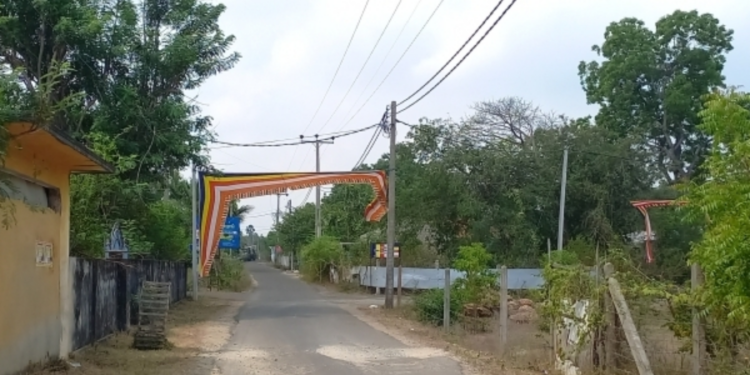 யாழின் முக்கிய பிரதேசத்தில் இந்து கோவிலை விகாரையாக்கி கலசம் வைப்பு!