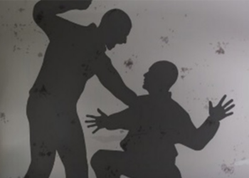 யாழில் வீடு புகுந்து இளைஞரொருவர் மீது தாக்குதல்!!