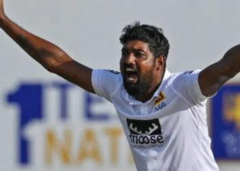 உலக சாதனை படைத்த இலங்கை கிரிக்கெட் வீரர்