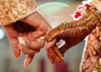 யாழில் பெண் ஒருவர் முகப்புத்தம் வைத்திருப்பதால் குழம்பிய திருமணம்