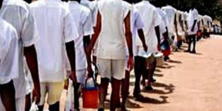 வெசாக் தினத்தை முன்னிட்டு விடுதலையாக இருக்கும் கைதிகள்!