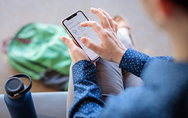 தொலைபேசியால் விபரீத முடிவெடுத்த பாடசாலை மாணவன்