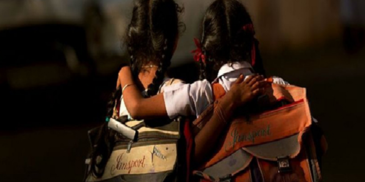 யாழில் பெற்ற மகளை வன்கொடுமை செய்த தந்தை!