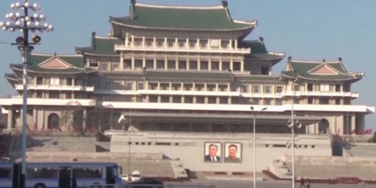 பிரபல நாடொன்றில் இரண்டு மாத குழந்தைக்கு மரணதண்டனை விதிப்பு!