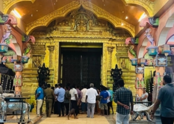 யாழில் பிரபல ஆலயம் ஒன்றில் பூசாரிகளால் குழப்பம்!