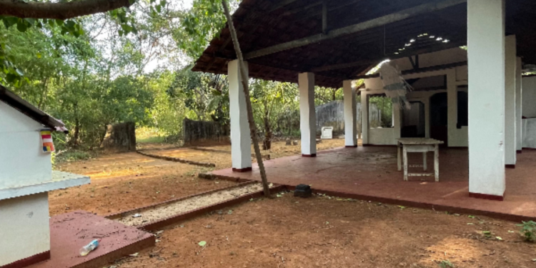 யாழில் 33 வருடங்களின் பின்னர் இராணுவத்தின் கைகளில் இருந்து விடுவிக்கப்பட்ட ஆலயம்