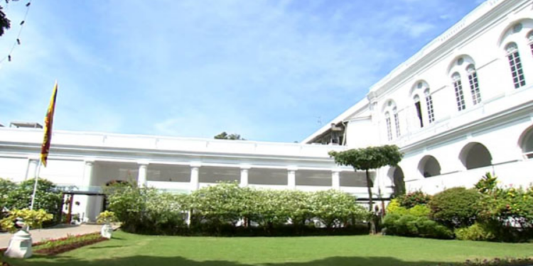 ஜனாதிபதி மாளிகை செயலகம் மற்றும் பிரதமரின் உத்தியோகபூர்வ இல்லம் ஆகியவற்றை இடமாற்ற தீர்மானம்!