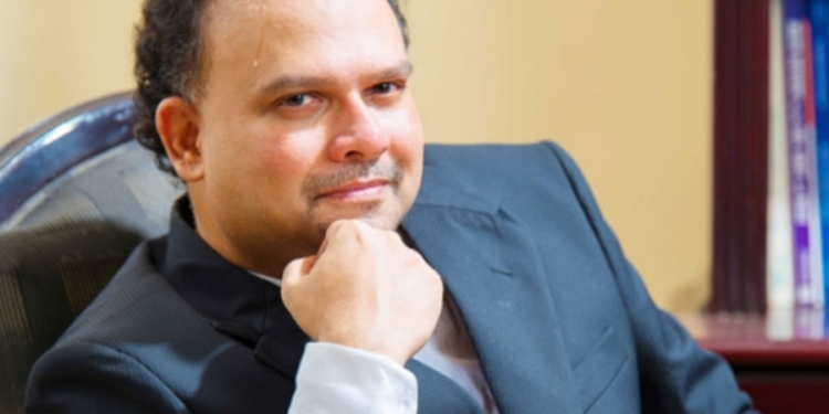 சப்ரகமுவ மாகாண ஆளுநராக நவீன் திஸாநாயக்க நியமனம்