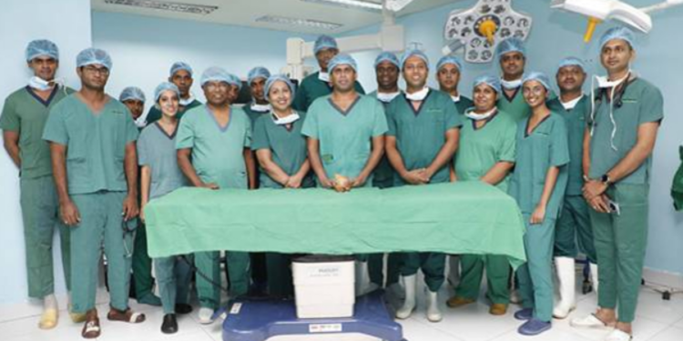 கின்னஸ் சாதனை படைத்த இலங்கை இராணுவ வைத்தியர்கள்