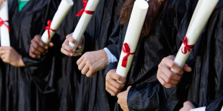 ஆசிரியர் சேவைக்கு  5,500 பேர் விரைவில் நியமனம்!