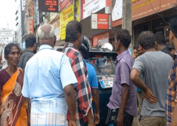 யாழில் மது போதையில் தகராறில் ஈடுபட்ட இருவர் கைது!