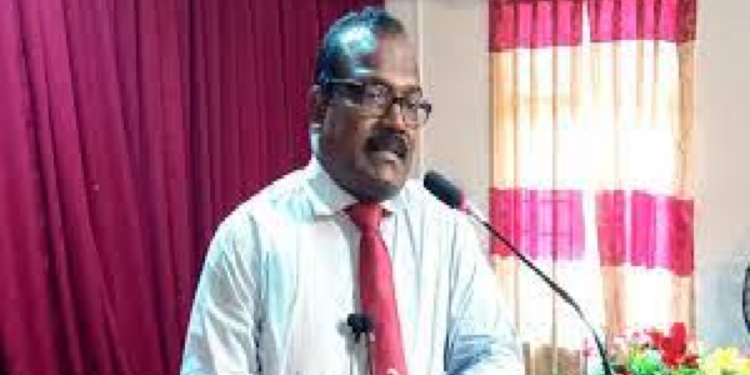 யாழ் மாவட்ட செயலாளரின் பசு மாடு திருட்டு!