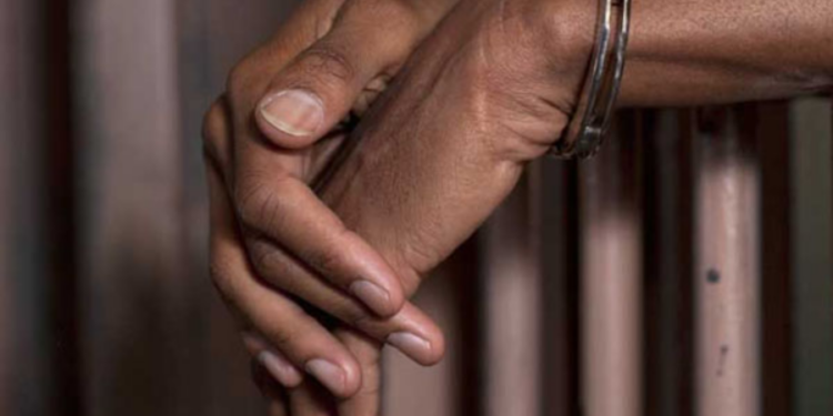 விளையாடிக் கொண்டிருந்த சிறுமியை வன்கொடுமை செய்த முதியவர் கைது!