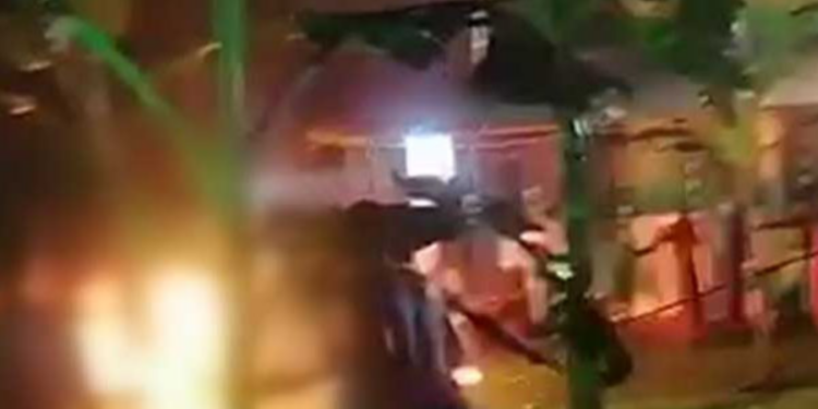 ஆலய தேர்த் திருவிழாவின் போது தீ விபத்தில் சிக்கி பூசாரி உயிரிழப்பு!